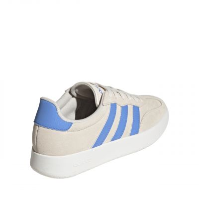 3. Buty adidas Barreda W JR1202