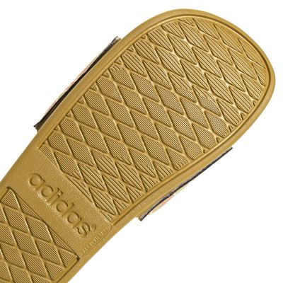6. Klapki adidas Adilette Comfort W IG1269