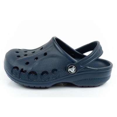 11. Klapki Crocs Baya Clog Jr 207013-410