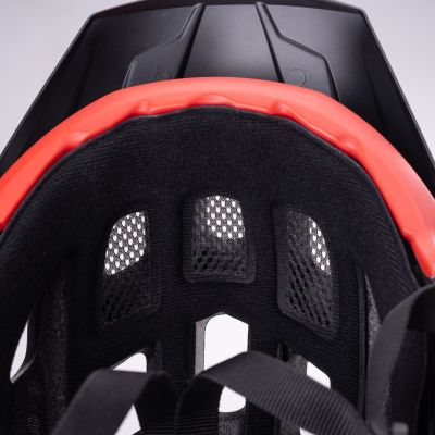 12. Kask Radvik slag 92800354330