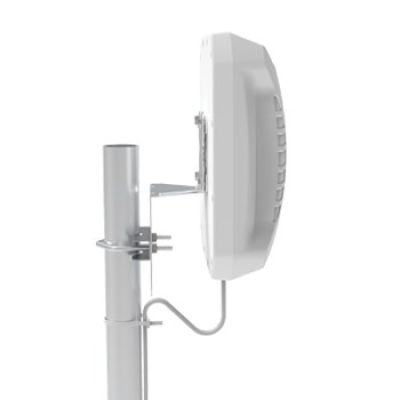 3. Poynting XPOL-2-5G antena Antena kierunkowa SMA 11 dBi
