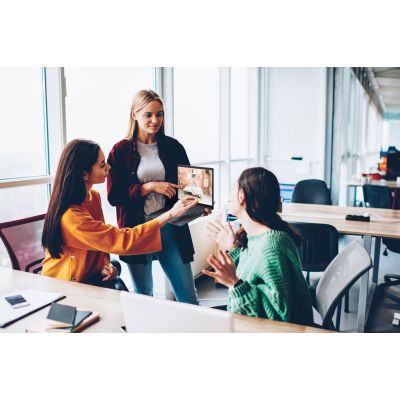 16. ASUS Vivobook 14 M1407GA-LY012W Ryzen AI 7 445 14.0"WUXGA IPS-level 60Hz 300nits AG 16GB DDR5 SSD512 Cam1080 42WHrs Win11 Cool Silver