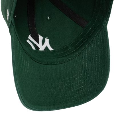 3. Czapka z daszkiem 47 Brand New York Yankees MLB Clean Up Cap B-RGW17GWS-DG 