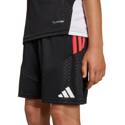 12. Spodenki dla dzieci adidas Tiro 26 Competition Training czarne KA7657