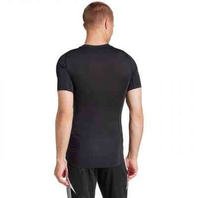 3. Koszulka adidas Techfit Short Sleeve Tee M JP4674