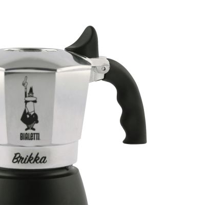 8. Bialetti kawiarka New Brikka 2023 2tz