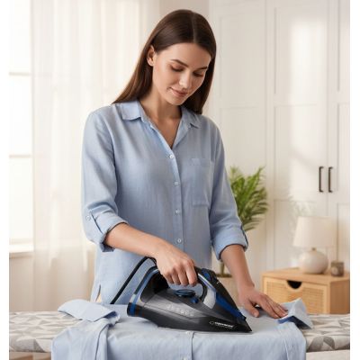 13. ESPERANZA ŻELAZKO PAROWE RAYON 2600W EHI012