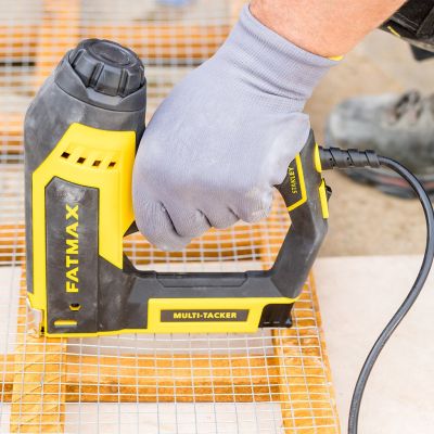 4. FMHT6-75934 STAPLE/NAIL GUN