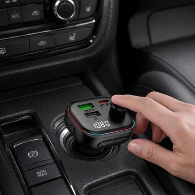 7. Ładowarka samochodowa Tech-Protect CC07 3-Porty PD 54W + transmiter FM Bluetooth - czarna