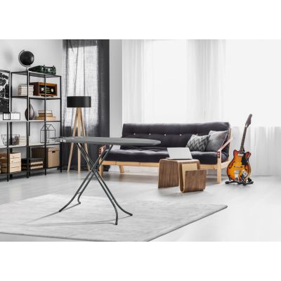 6. Deska do prasowania Classic M Black