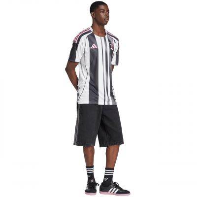 5. Koszulka adidas Juventus Turyn Home M JJ4320