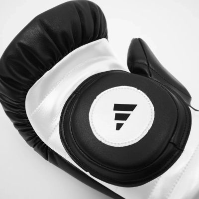 6. Rękawice trenera Adidas Trainer gloves