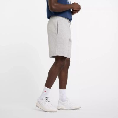 8. Spodenki New Balance Sport Fleece Short 9" M MS43903AG