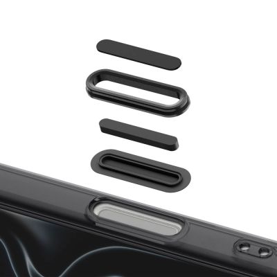 7. Etui Spigen Ultra Hybrid MagSafe na iPhone 18 Pro / 17 Pro - czarne matowe