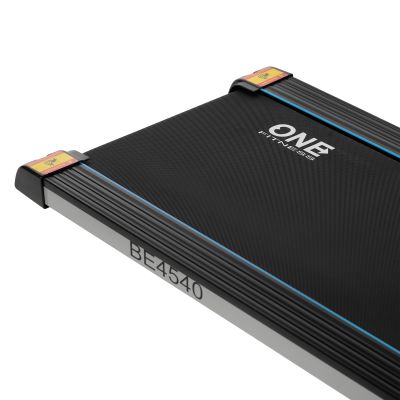 9. Bieżnia elektryczna z masażerem ONE FITNESS BE4540