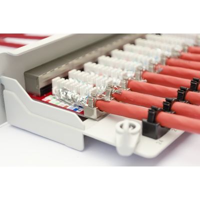 8. DIGITUS KABEL TELEINFORMATYCZNY KAT.7 POMARAŃCZOWY 100M