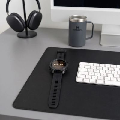 6. Etui Tech-Protect Defense Air na Garmin Fenix 9 (47 mm) - czarne
