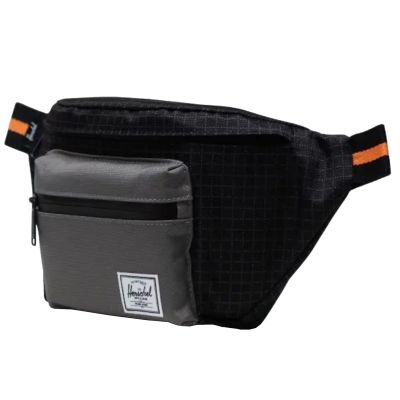 2. Herschel Seventeen Waist Bag 10017-05722 Czarne One size