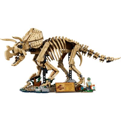 3. LEGO Jurassic World 77985 - Szkielety dinozaurów: Triceratops