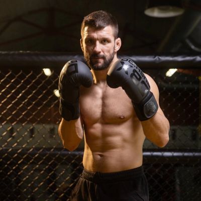 2. Rękawice bokserskie 10oz - Mono - Valor Series