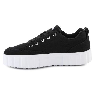 8. Buty Fila Sandblast C W FFW0062-80010