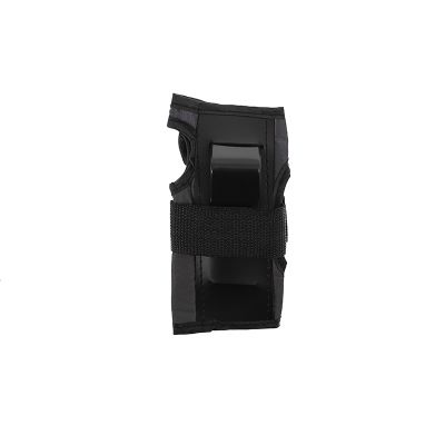 22. Ochraniacze zestaw Nils Extreme CZARNY rozmiar M H108