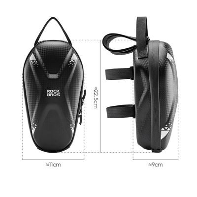 8. Torba Rockbros 3011006301 na kierownicę roweru lub hulajnogi 1,3 l - czarna