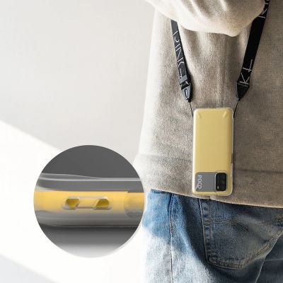 7. Ringke Onyx wytrzymałe etui pokrowiec Xiaomi Poco M3 przezroczysty (OXXI0003)