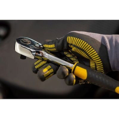 4. Zestaw kluczy nasadowych 1/2" STMT82830-1 STANLEY