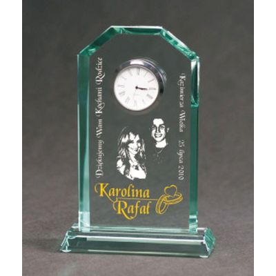 5. Trofeum szklane grawerowane z etui +wypełnianie farbą