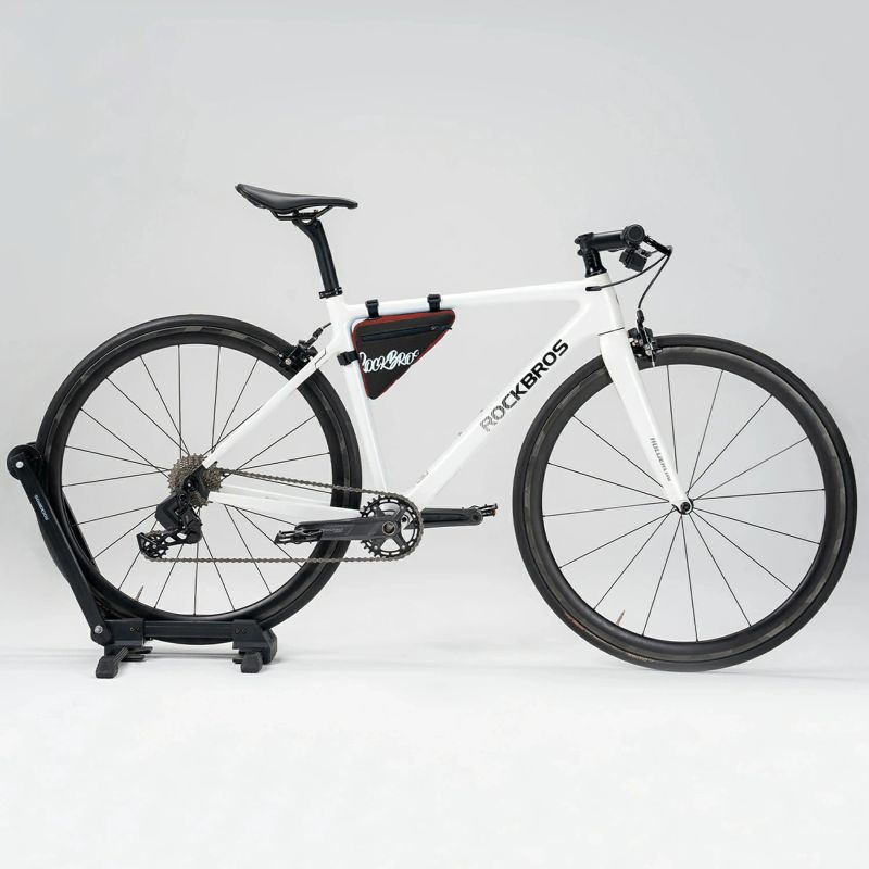 6. Torba rowerowa Rockbros G001 Flash Journey na ramę trójkątna 0.8 l - czerwona