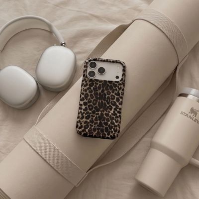6. Etui Tech-Protect Lamano MagSafe na iPhone 18 Pro / 17 Pro - czarno-brązowe