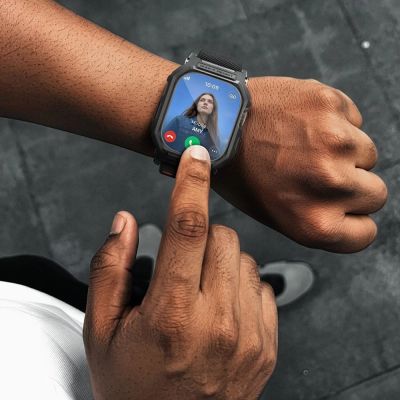 7. Pasek Spigen Lite Fit Pro + Szkło hartowane na wyświetlacz na Apple Watch Ultra 49 mm - czarny