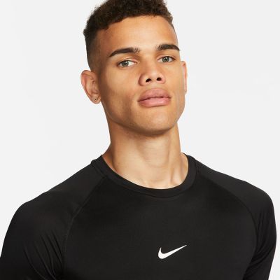 4. Koszulka Nike Pro LS FB7932-010