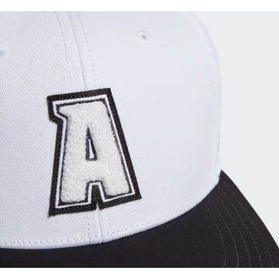 3. Czapka adidas SnapBack IK8360