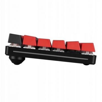 2. Klawiatura mechaniczna Mad Catz S.T.R.I.K.E 11