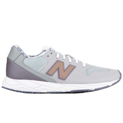 9. Buty New Balance W WRT96PCB