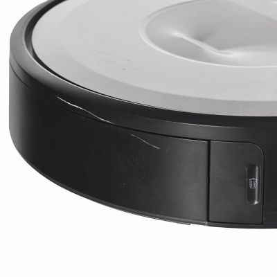 9. Robot sprzątający iRobot Roomba i7150 (i715040) (OUTLET)