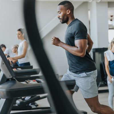 21. Bieżnia elektryczna Freemotion Incline Trainer i22.9 FMTK74819K2
