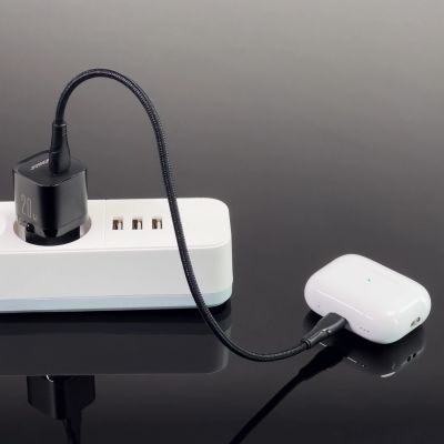 9. Mini ładowarka USB C 20W PD Joyroom JR-TCF02 - czarna