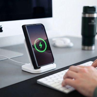 6. Etui Tech-Protect MagPeak MagSafe CC na iPhone Duo - czarne matowe