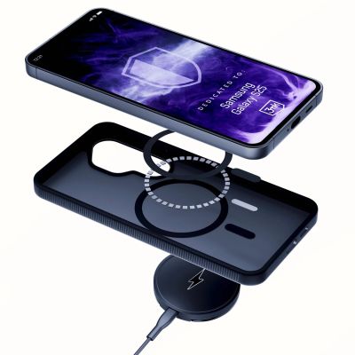 4. Etui 3mk Smoke MagCase na Samsung Galaxy S25 - czarne