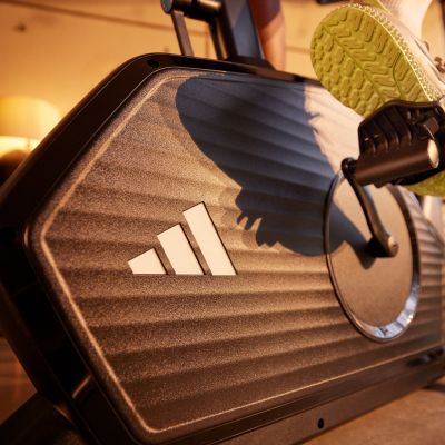 23. Rower treningowy adidas C-24c AVUS-10225