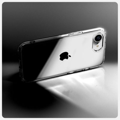 10. Etui Spigen Ultra Hybrid na iPhone 16e / 17e - przezroczyste