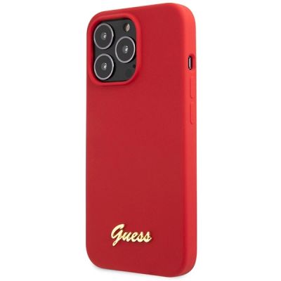 2. Etui Guess Silicone Vintage Gold Logo na iPhone 13 Pro Max - czerwone