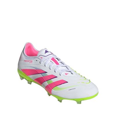 8. Buty piłkarskie adidas Predator Pro FG M ID3855