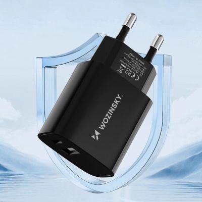 12. Ładowarka sieciowa Wozinsky WGWCB USB-A USB-C 20W - czarna