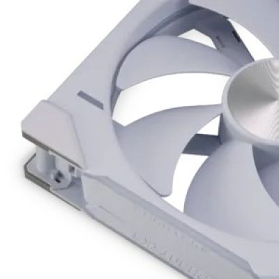 2. Phanteks D30 PWM Regularny przepływ powietrza, D-RG