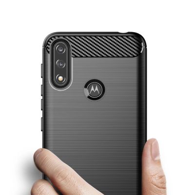 2. Carbon Case elastyczne etui pokrowiec Motorola Moto E7i Power czarny