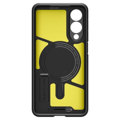 3. Etui Spigen Tough Armor MagSafe na Samsung Galaxy S25 Edge - czarne